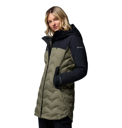 Columbia Mountain Croo III Mid Down Jacket - Women's 3