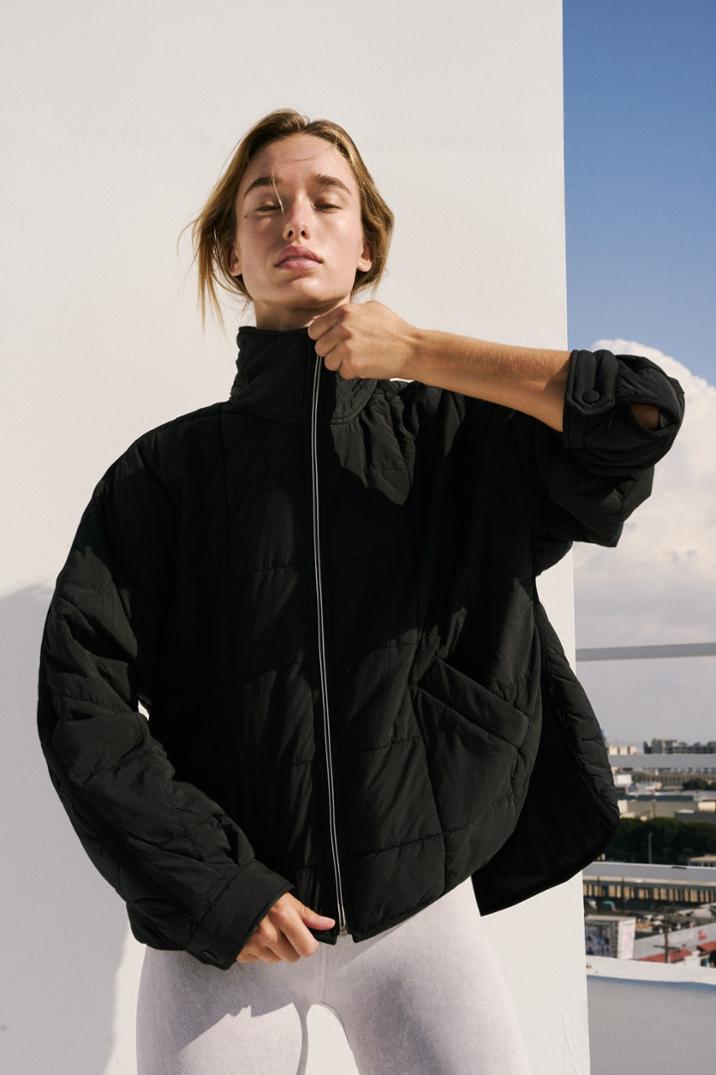 Location Image for Pippa Packable Puffer Insulated Jacket - Women's