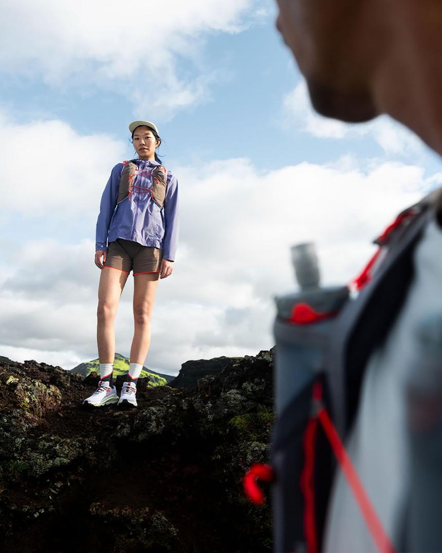 Location Image for Adv Skin 12 Hydration Vest - Women's