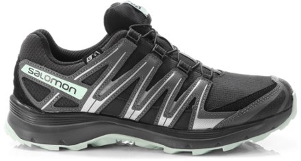 salomon running shoes for overpronation