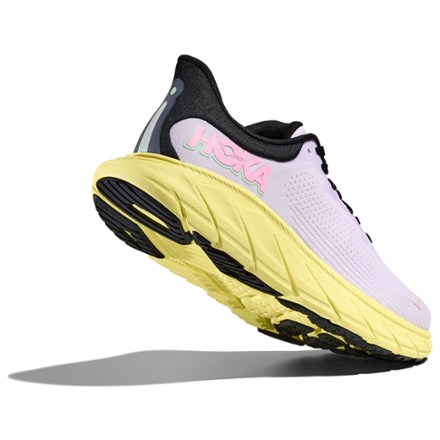 HOKA Arahi 7 Road-Running Shoes - Women's 4