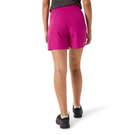 Arc'teryx Gamma 6" Shorts - Women's 2