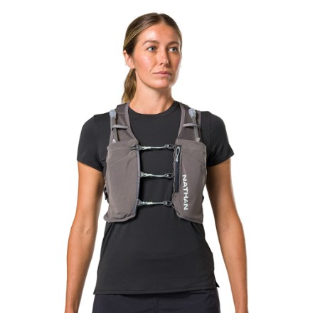 Nathan Pinnacle Breeze 4 L Hydration Vest - Women's 1