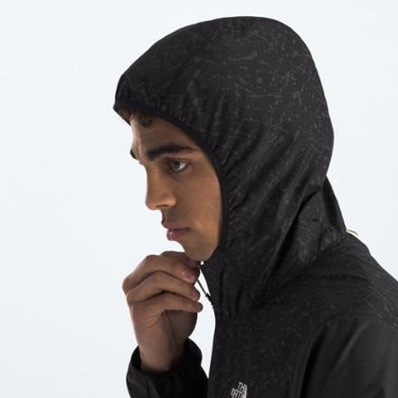 The North Face Higher Run Wind Jacket - Men's 5