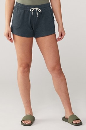 Vuori Halo Performance Shorts - Women's 1