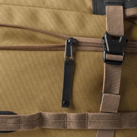 Eagle Creek Gear Warrior XE 4-Wheeled Carry-On Luggage 4