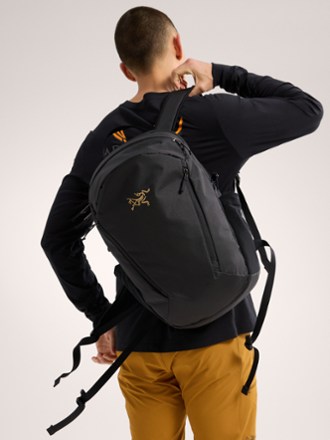 Arc'teryx Mantis 26 L Pack 6