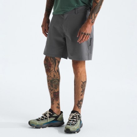 The North Face Rolling Sun Packable 7" Shorts - Men's 1