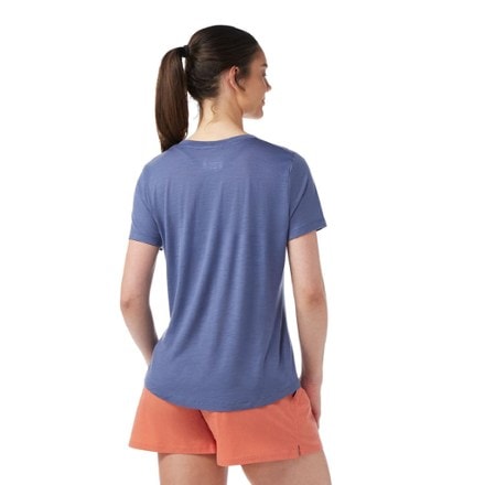 Smartwool Active Ultralite V-Neck T-Shirt - Women's 2