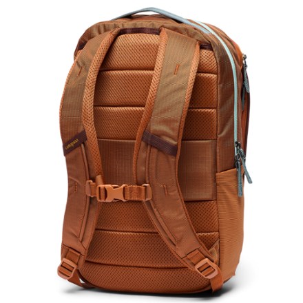 Cotopaxi Allpa 18 L Daypack 1