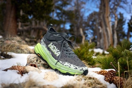 HOKA Speedgoat 6 Mid GTX Trail Shoes - Men's 8