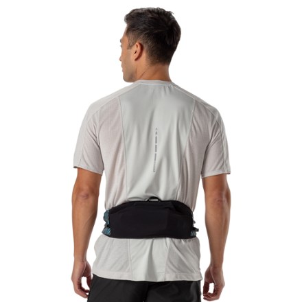 Nathan Pinnacle Hydration Belt 1