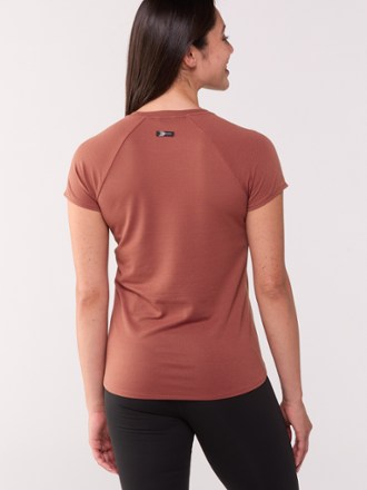 Oiselle Flyout Shirt - Women's 2