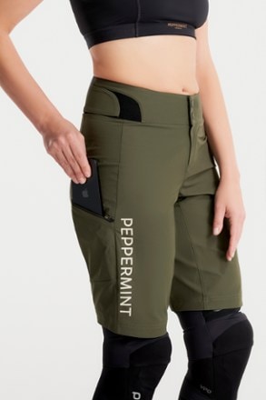 Peppermint Cycling Co. MTB Signature Tech Bike Shorts - Women's 4