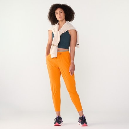 Beyond Yoga Spacedye Slim Racerback Cropped Tank Top - Women's 3