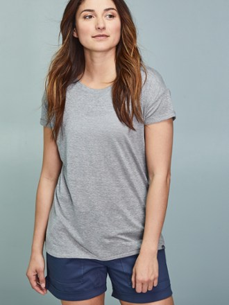 gray t shirt for girl