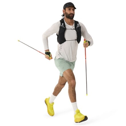 Arc'teryx Incendo 9" Shorts - Men's 3