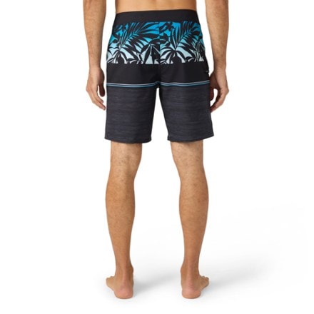 O'Neill Hyperfreak Heat Block 19" Board Shorts - Men's 2