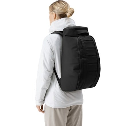 Db Journey Hugger Pack 30L 9