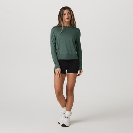 Vuori Daydream Crew Top - Women's 8