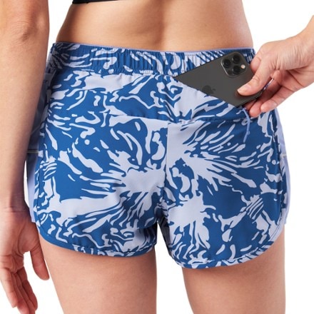Nathan Printed Essential Shorts 2.0 - Women's 6