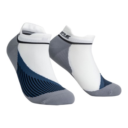 Nathan NSPIRE Low-Cut Sport Run Socks 1