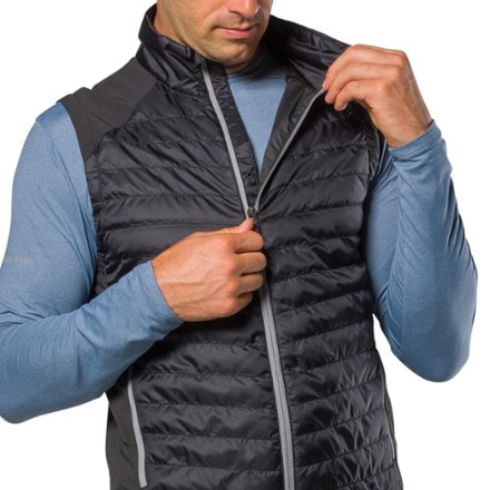 Nathan Navigator Hybrid Vest - Men's 4