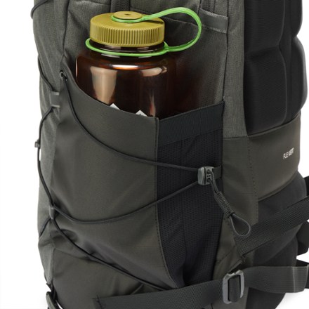 The North Face Borealis Pack Water bottle pocket (Water bottle sold separately)