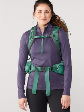 REI Co-op Trail 40 Pack - Women's 3