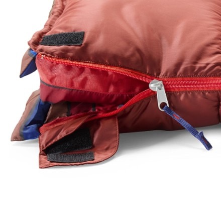 REI Co-op Kindercamp 40 Sleeping Bag - Kids' Zipper detail