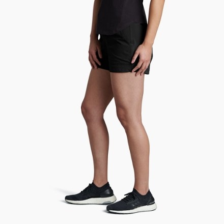 KUHL Vantage 4" Shorts - Women's 2