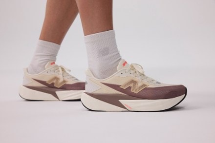 New Balance FuelCell Rebel v5 Road-Running Shoes - Women's 8