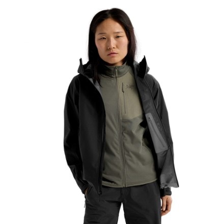 Arc'teryx Beta SL Jacket - Women's 10