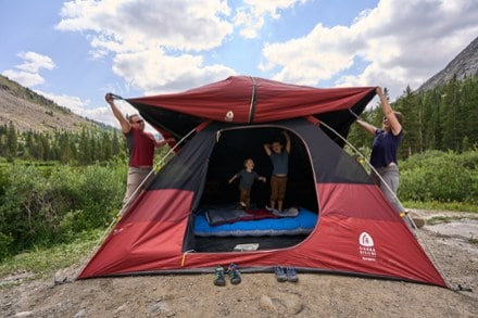 Sierra Designs Alpenglow 6-Person Tent 9