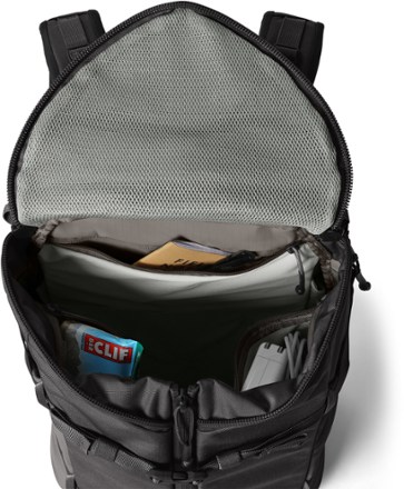 YETI Ranchero Pack - 27 L 8