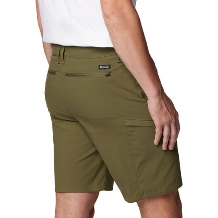 Mountain Hardwear Hardwear AP Cargo 9" Shorts - Men's 6