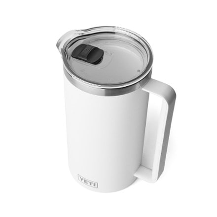 YETI Rambler Pitcher 2