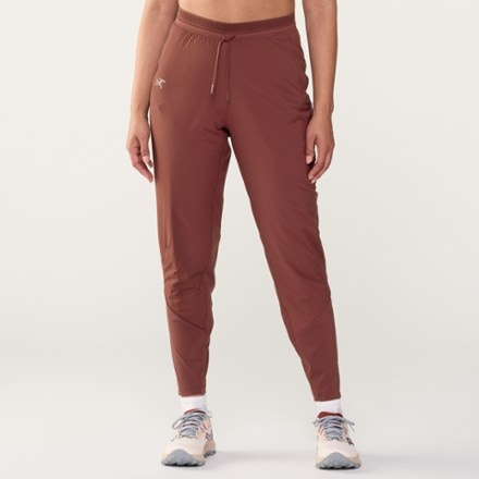 Arc'teryx Norvan Insulated Bottoms - Women's 1