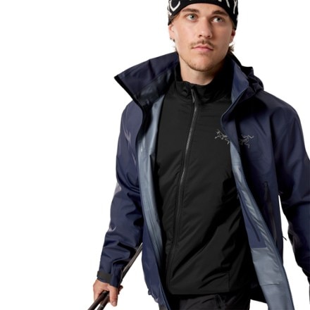 Arc'teryx Beta AR Jacket - Men's 8