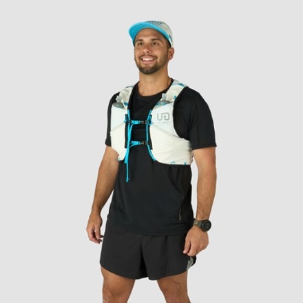 Ultimate Direction Ultra Hydration Vest 12 L 1