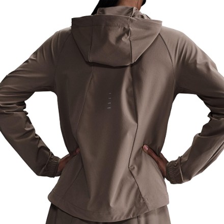 Nike Swift Repel Packable Running Jacket - Women's 5