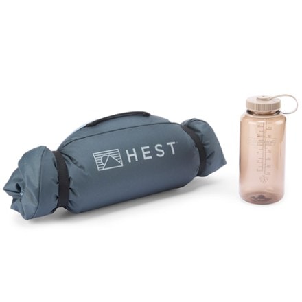 HEST Foamy Seat Cushion 32 fl oz. water bottle not included