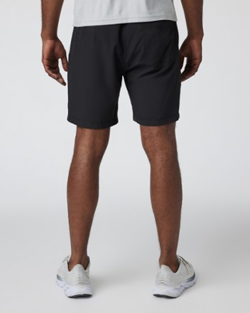 Vuori Kore Unlined 7.5" Shorts - Men's 2