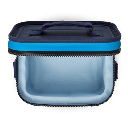 YETI Hopper Flip 8 Soft Cooler 5