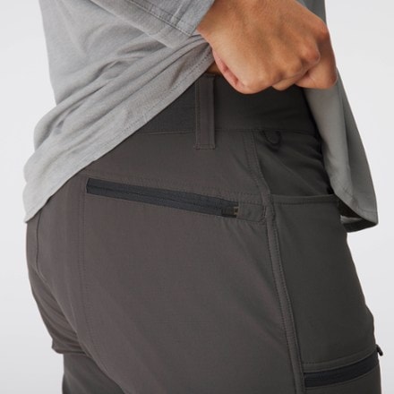 NRS Guide Shorts - Women's 9