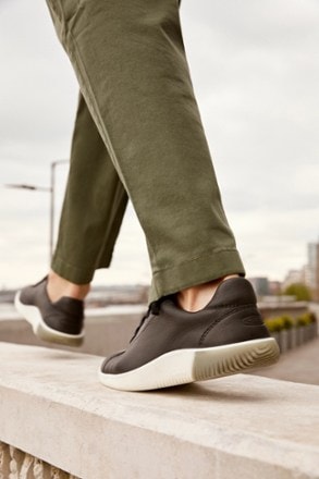 Location Image for KNX Lace Sneakers - Men's