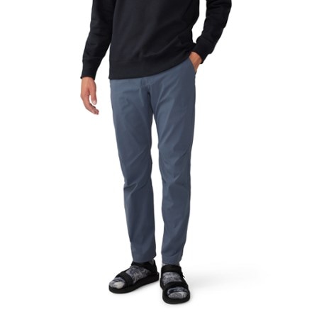 Mountain Hardwear Traxion Pants - Men's 1