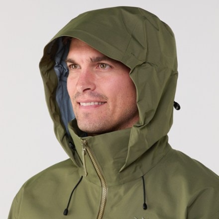 Arc'teryx Beta AR Jacket - Men's 4