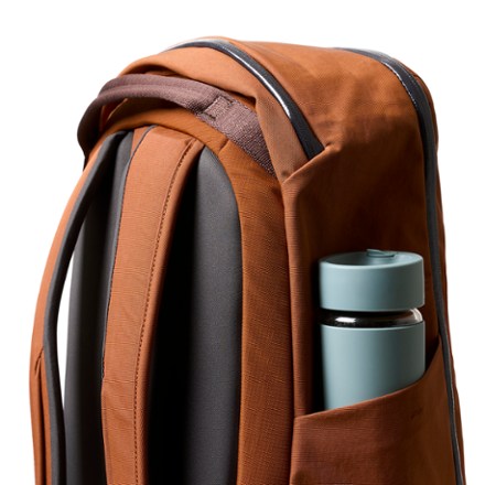 Bellroy Transit Workpack 26 L Water bottle not included