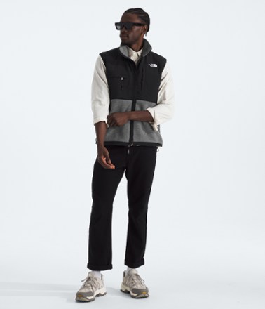 The North Face Retro Denali Vest - Men's 3